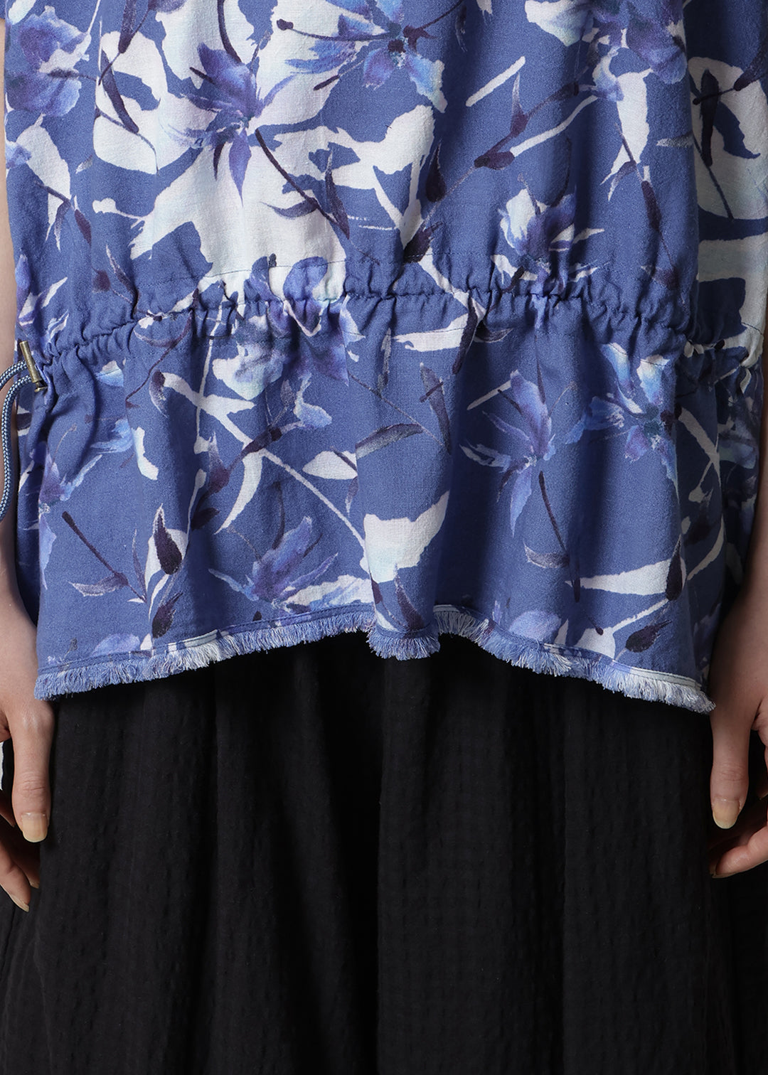 Yui High Neck Tops Printed Khadi