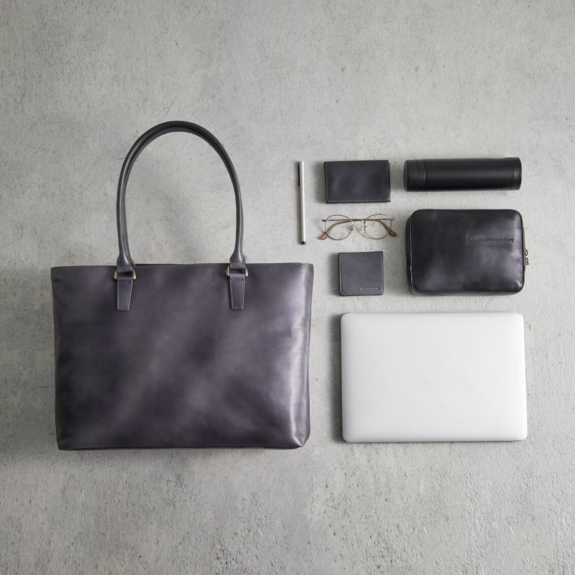 Antique Slim Tote