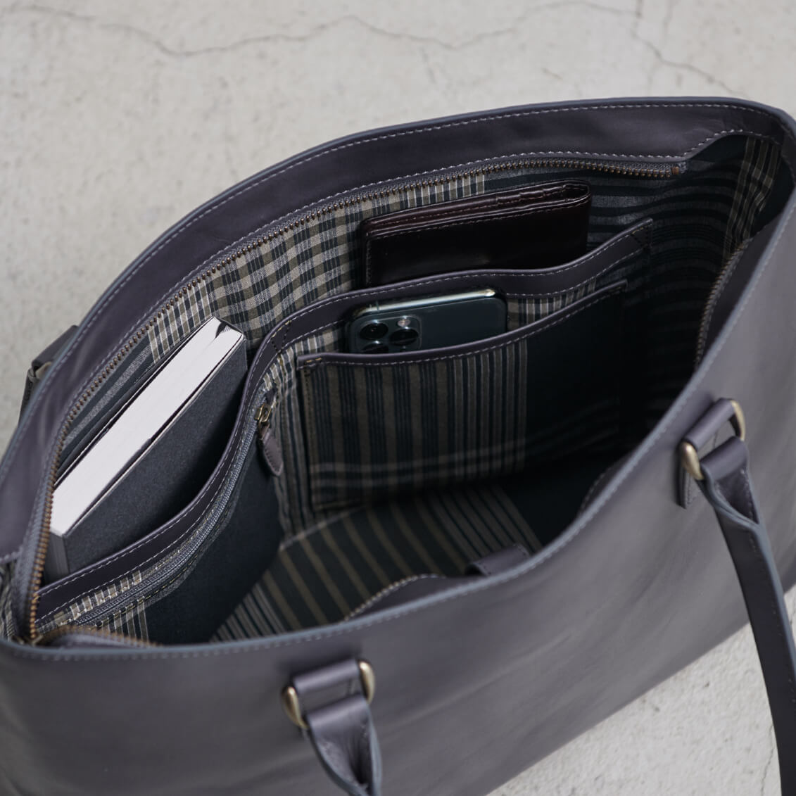 Antique Slim Tote