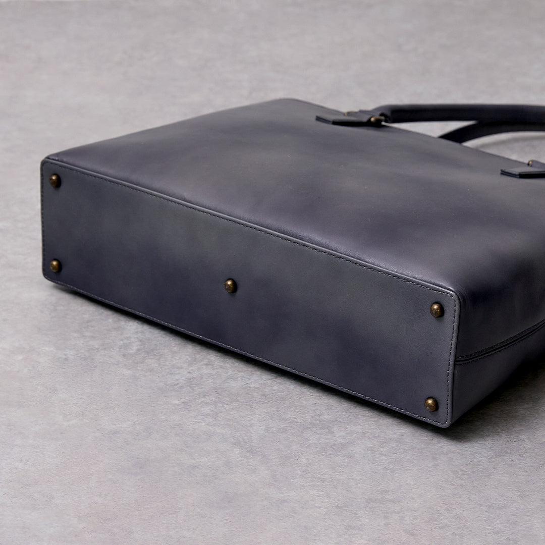 Antique Slim Tote