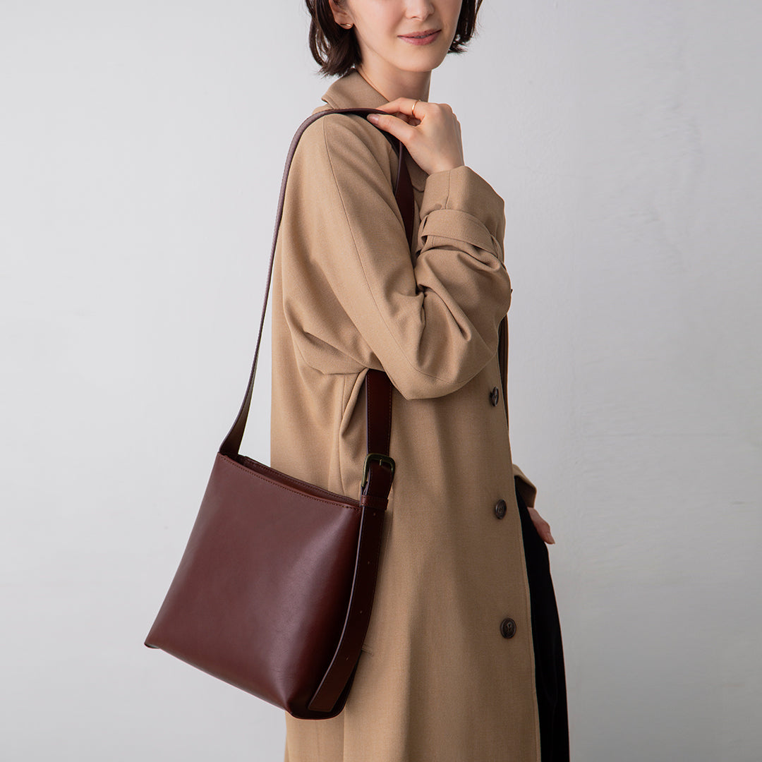Bright Square Shoulder