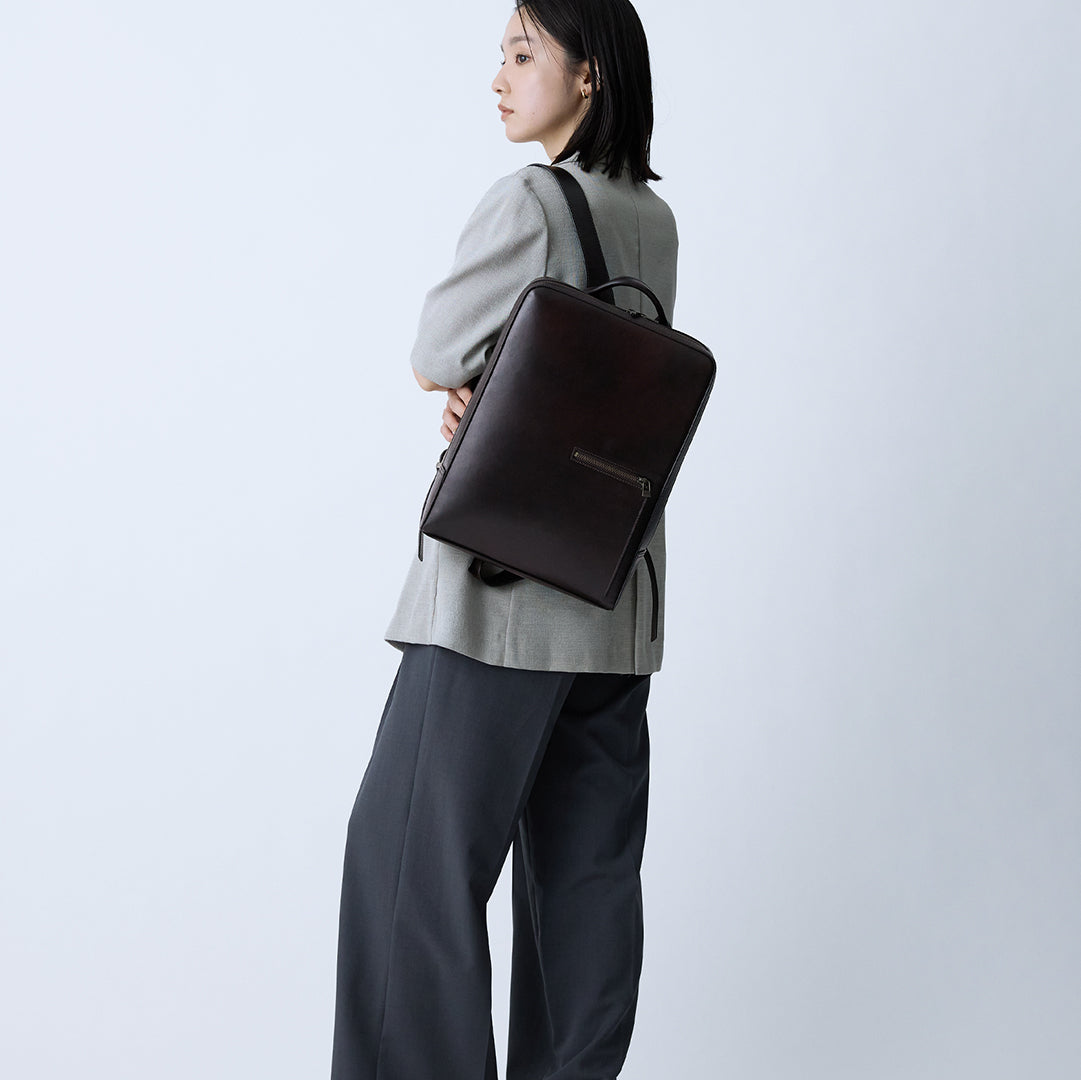 Antique Square Backpack Slim
