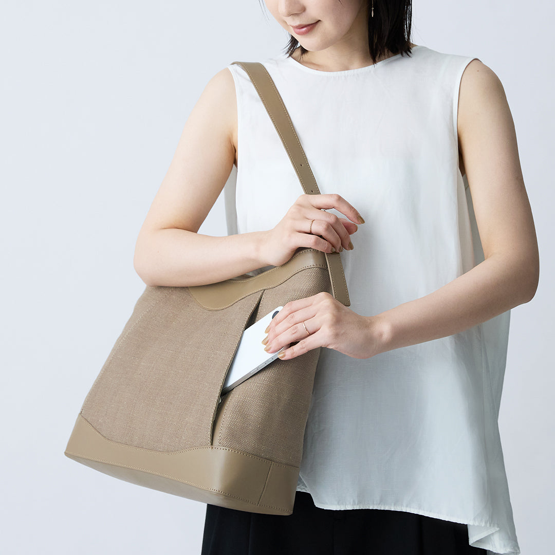Jutee One Shoulder