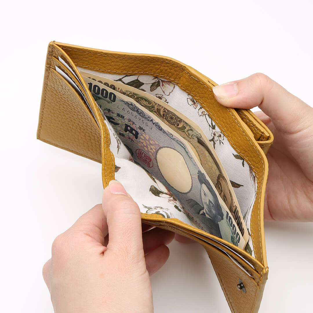 Hanabira Compact Wallet