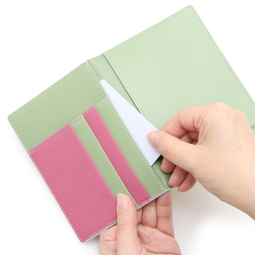 Haru-urara Passport Case