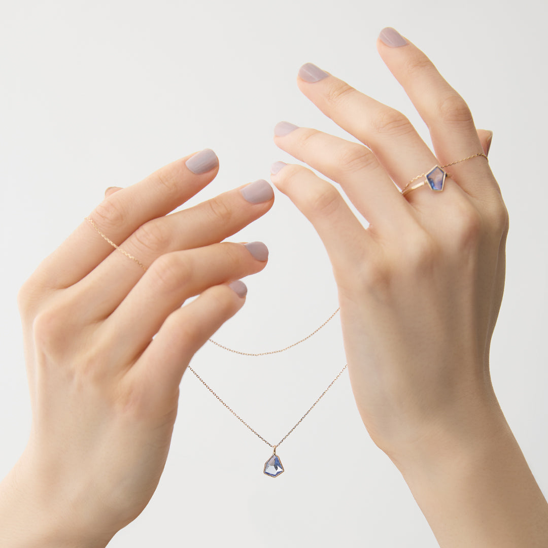 Pale Sapphire リング