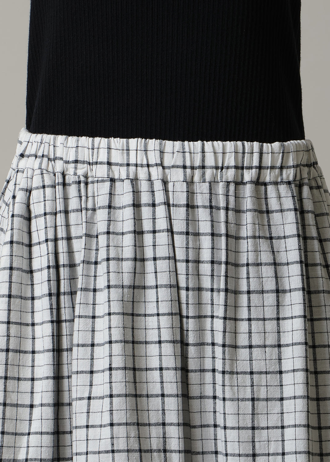 Rhythm Skirt 56s check Khadi