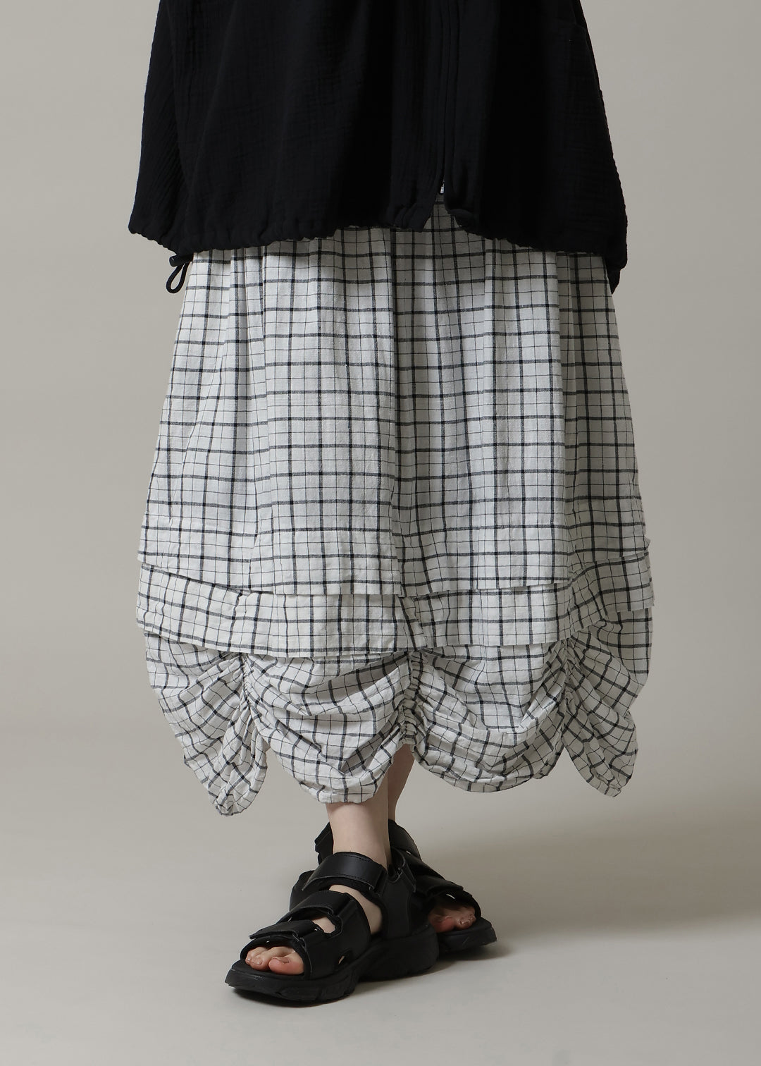 Rhythm Skirt 56s check Khadi