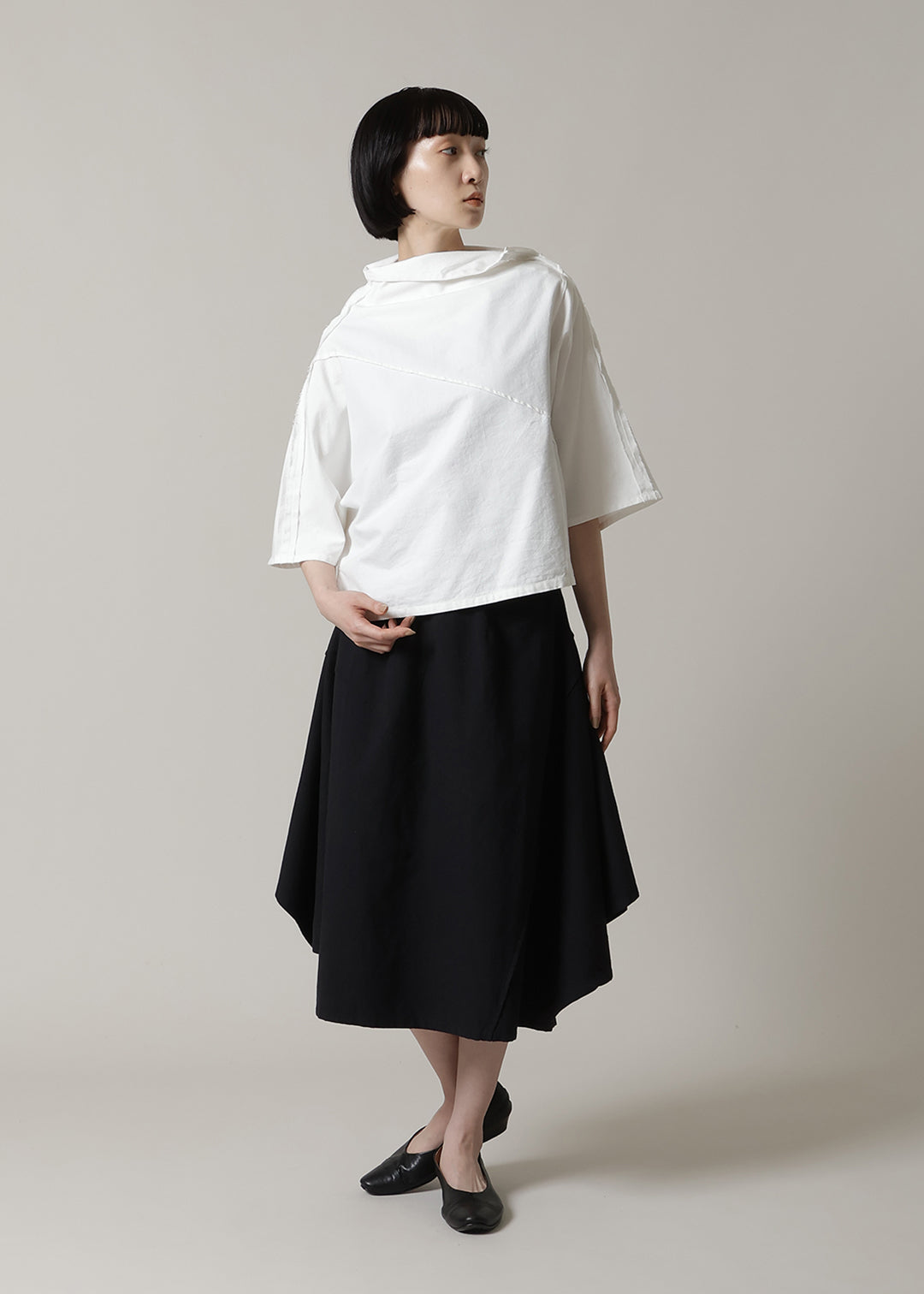Sculpted Asymmetry SK 56dt Khadi