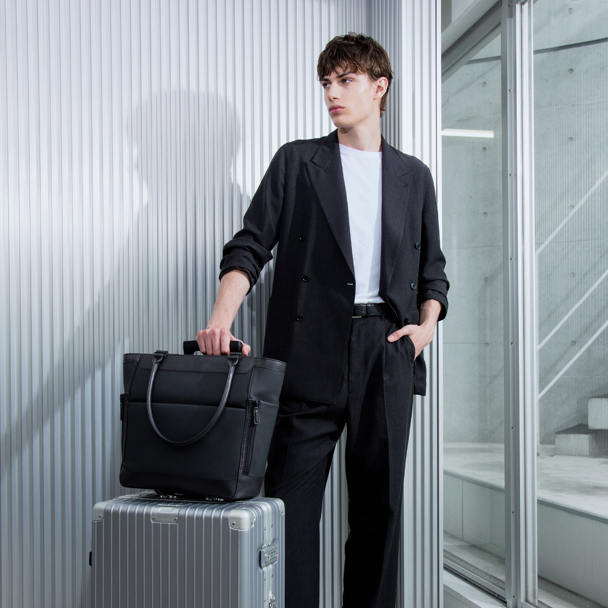Dual-Core Compartment Tote