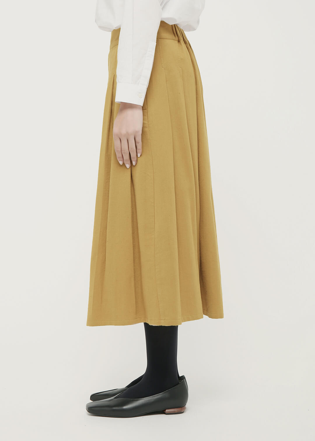 56dt twill Khadi Pleats Skirt