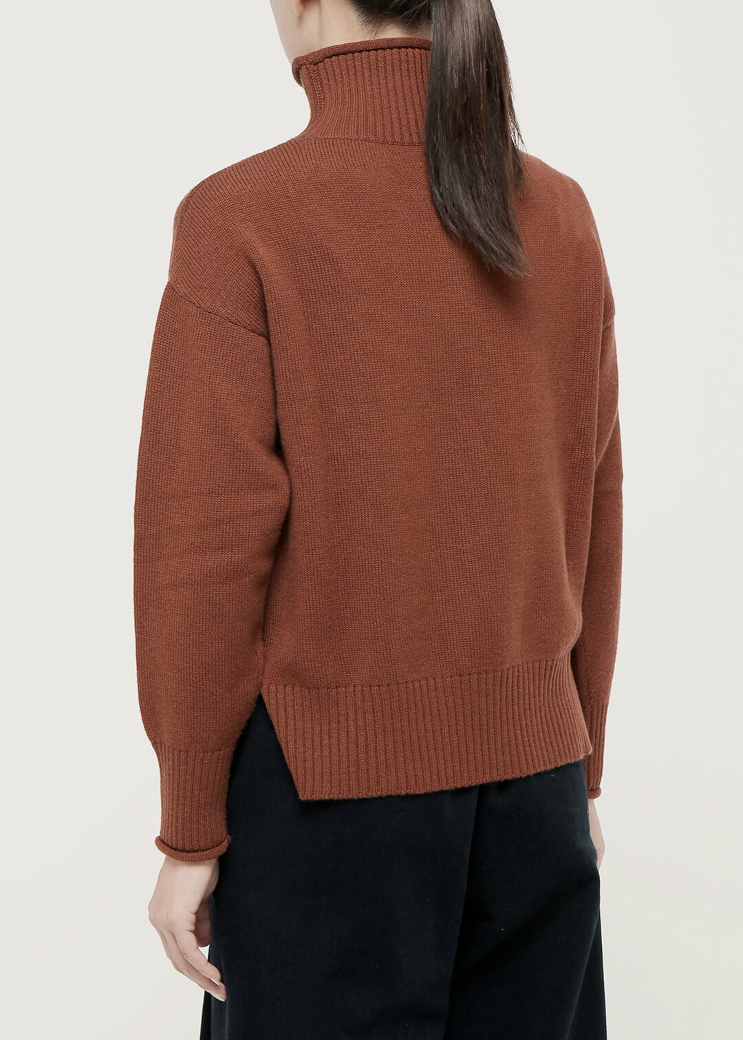 7gg Fine Wool Rolled Collar Sweater