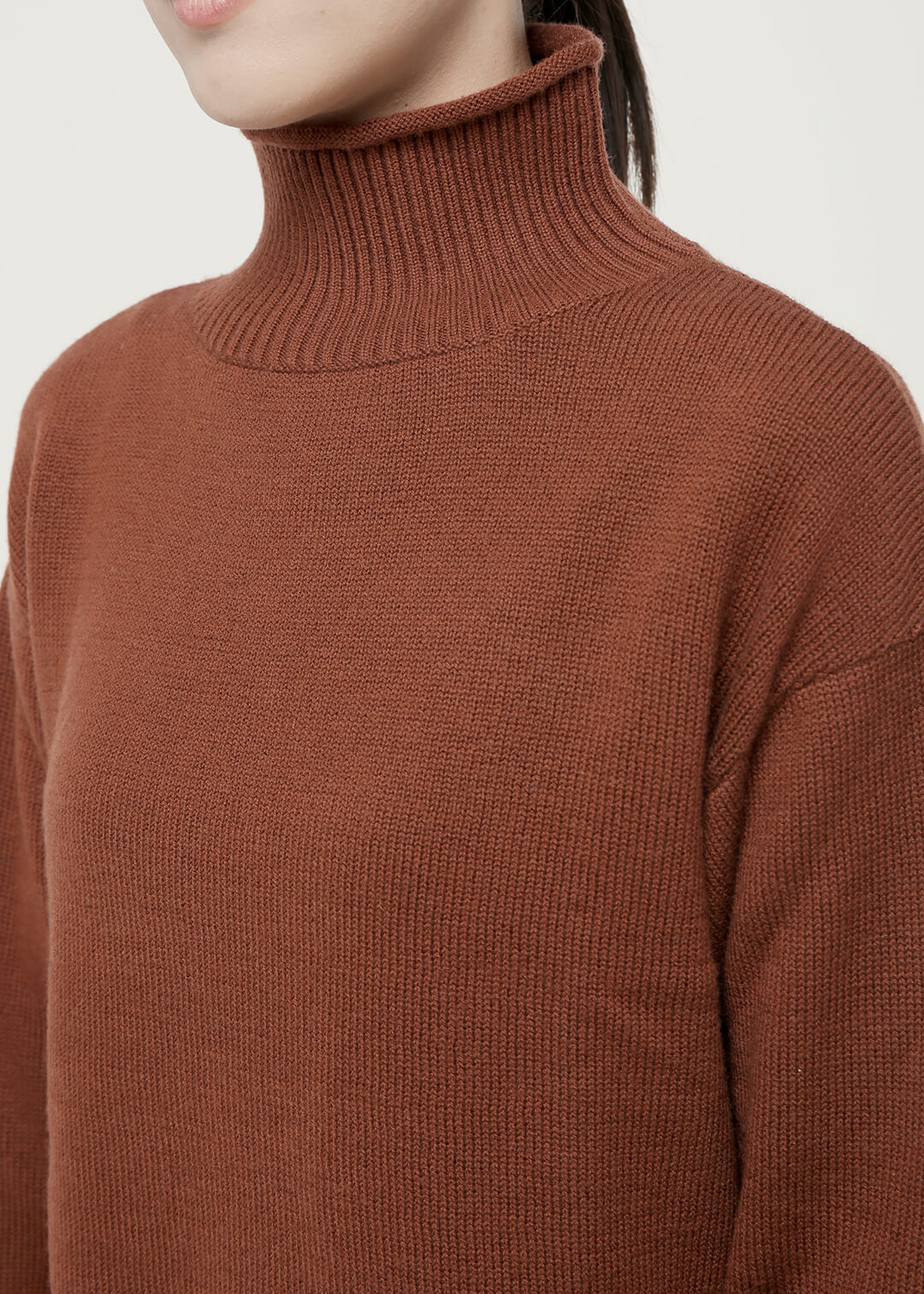 7gg Fine Wool Rolled Collar Sweater