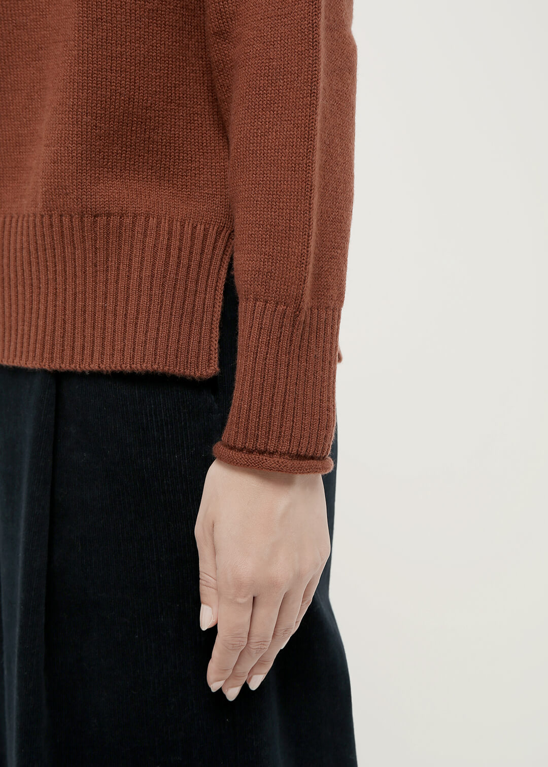 7gg Fine Wool Rolled Collar Sweater