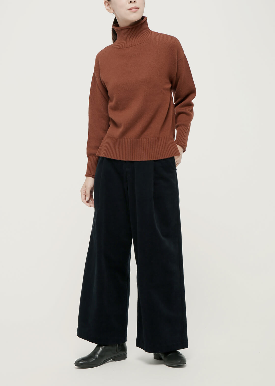 7gg Fine Wool Rolled Collar Sweater