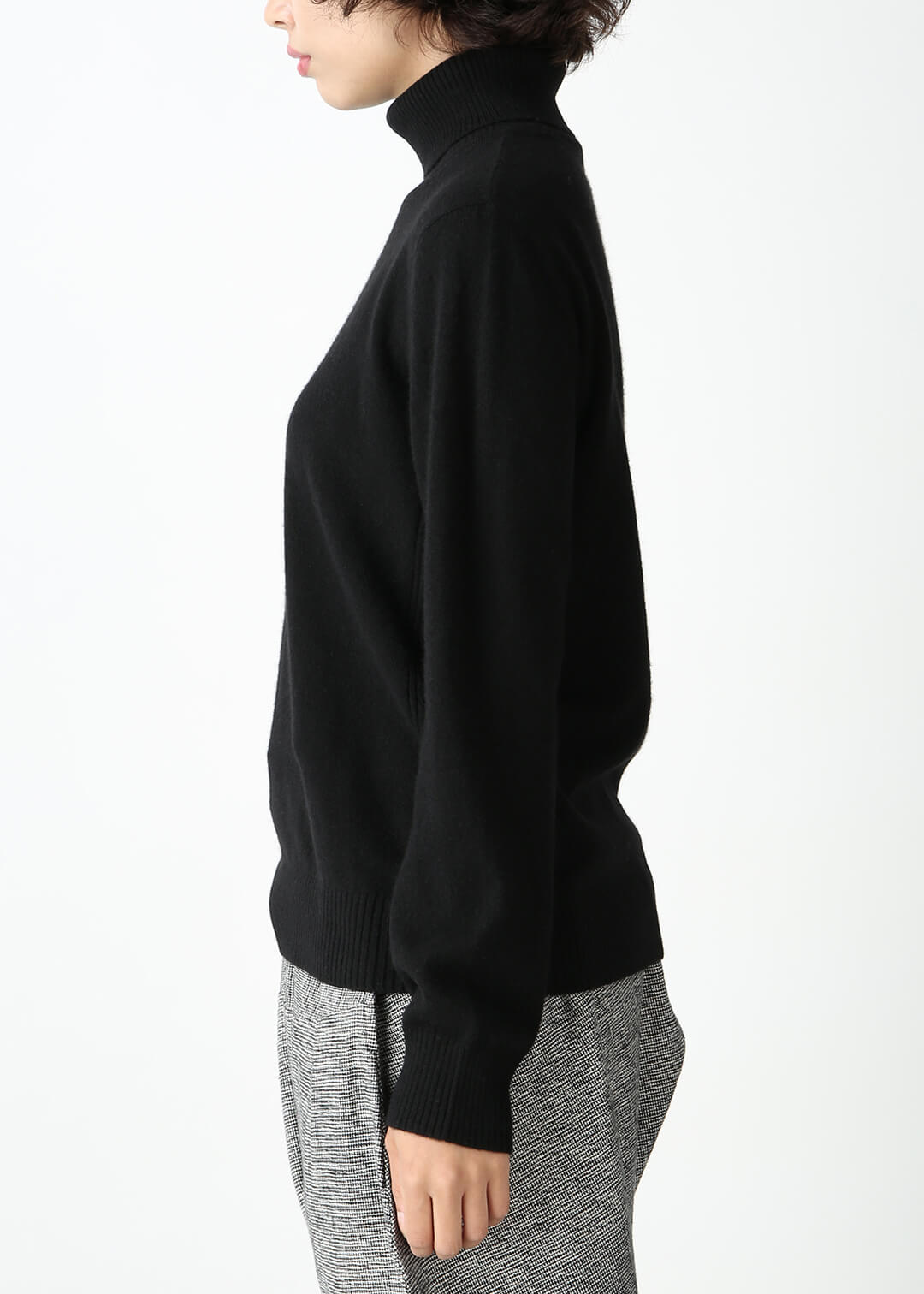 12gg Cashmere Turtle Neck Sweater