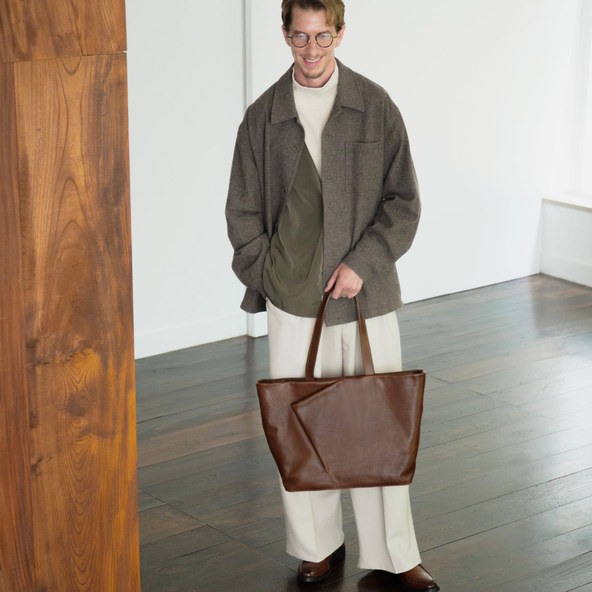 Fluid Tote L