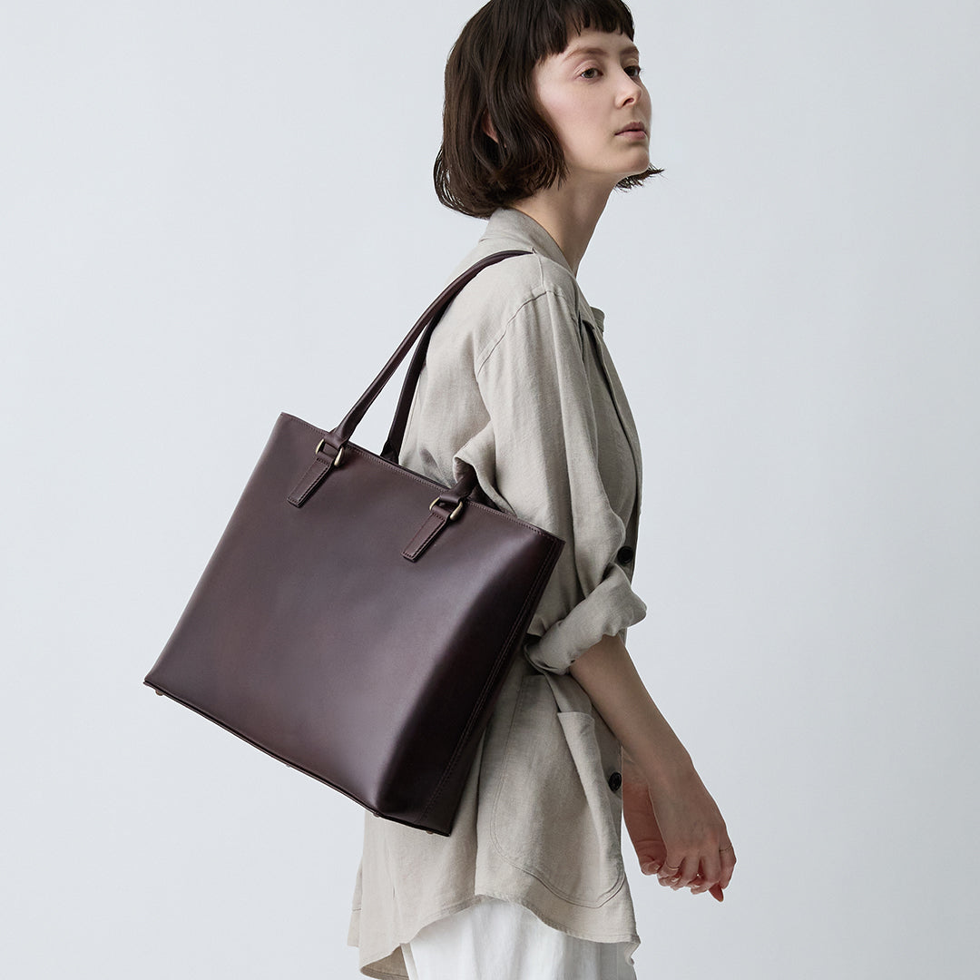 Antique Slim Tote